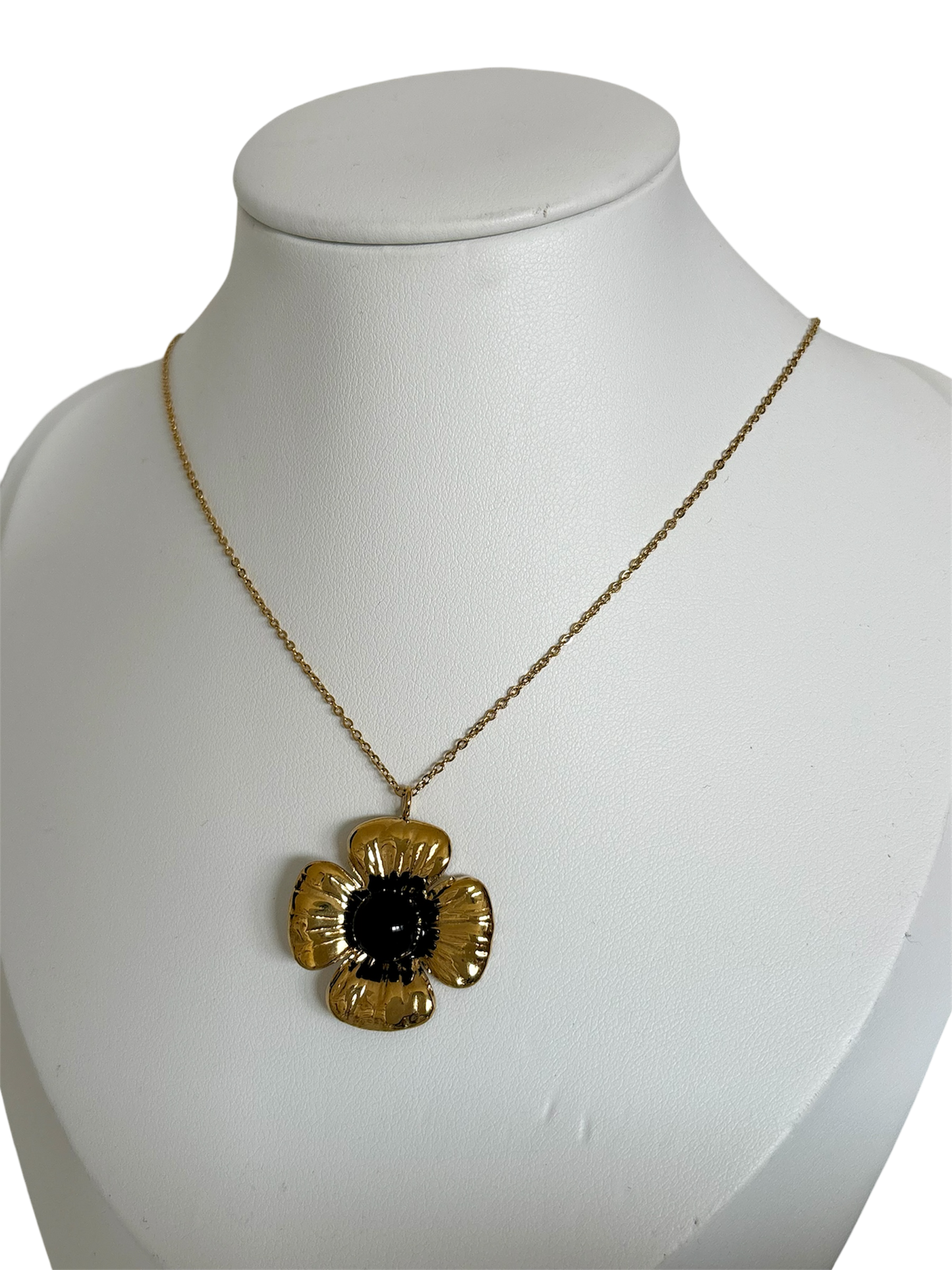 Collier Tokyo